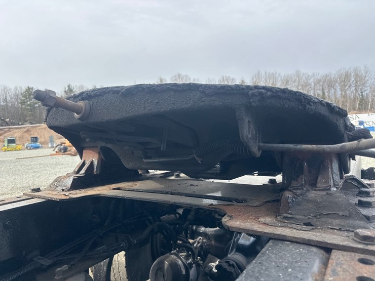 2020-kenworth-t680-image-31