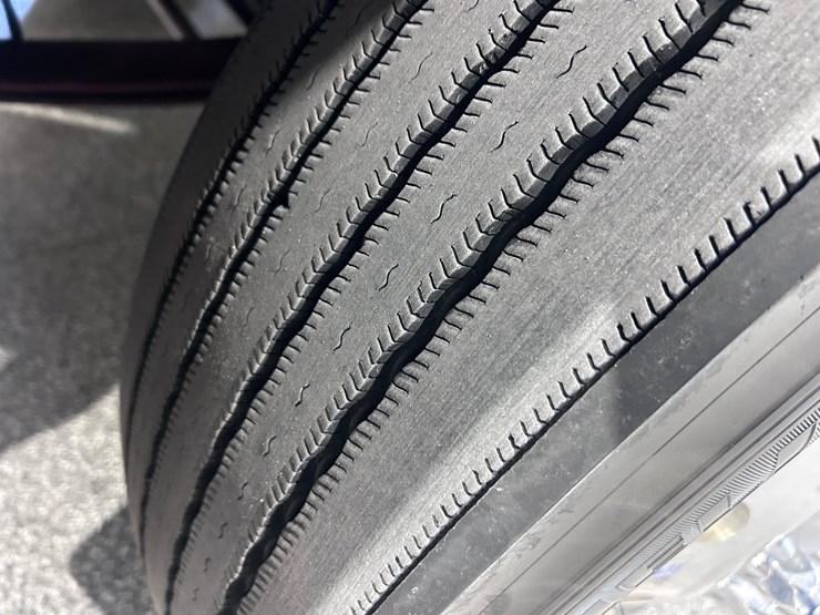 2007-peterbilt-379-image-157