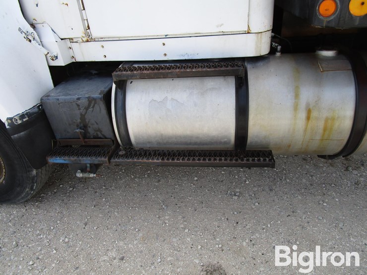 1977-white-road-boss-image-10