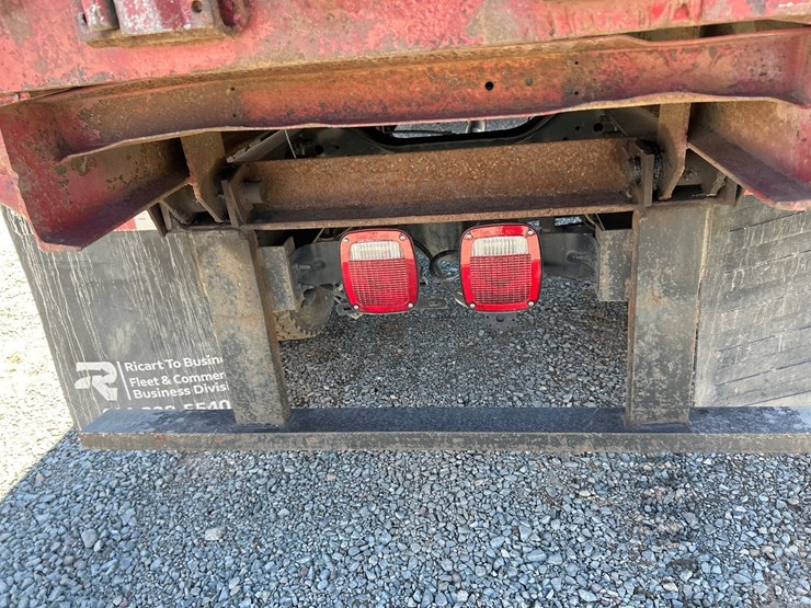 2023-ford-f750-image-25