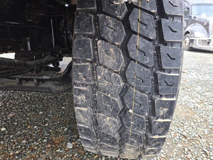 2019-international-hx620-image-77