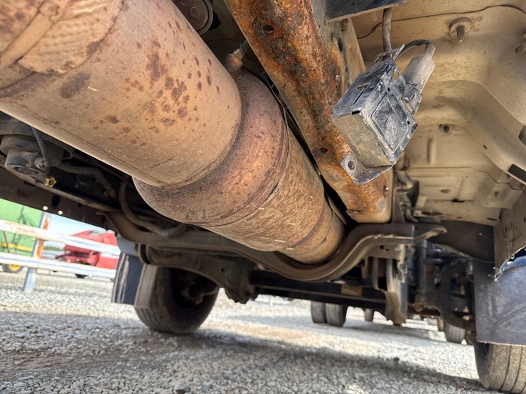 2015-ford-f550-image-31