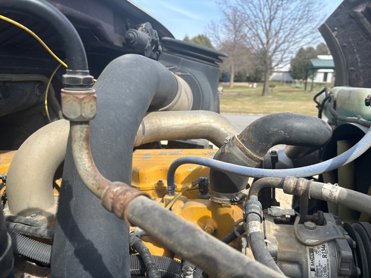 1999-sterling-l9513-image-25