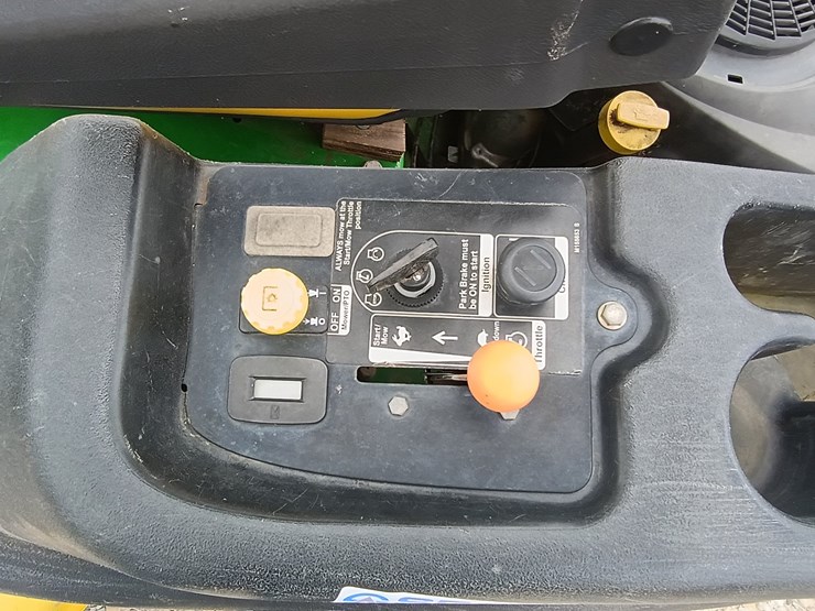 john-deere-z245-image-12