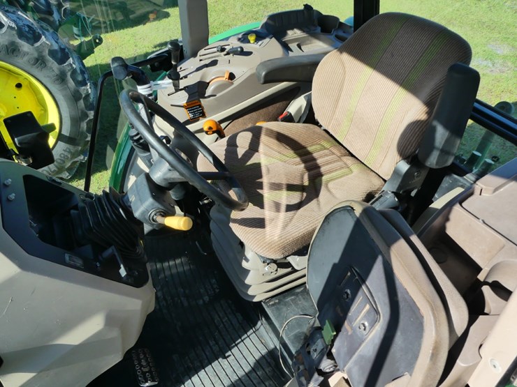 john-deere-6130d-image-12