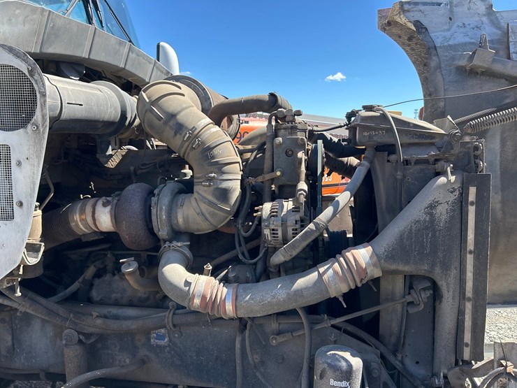 1994-massey-ferguson-8-image-41