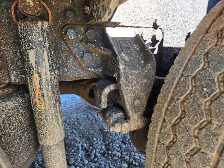 1999-caterpillar-c12-image-57