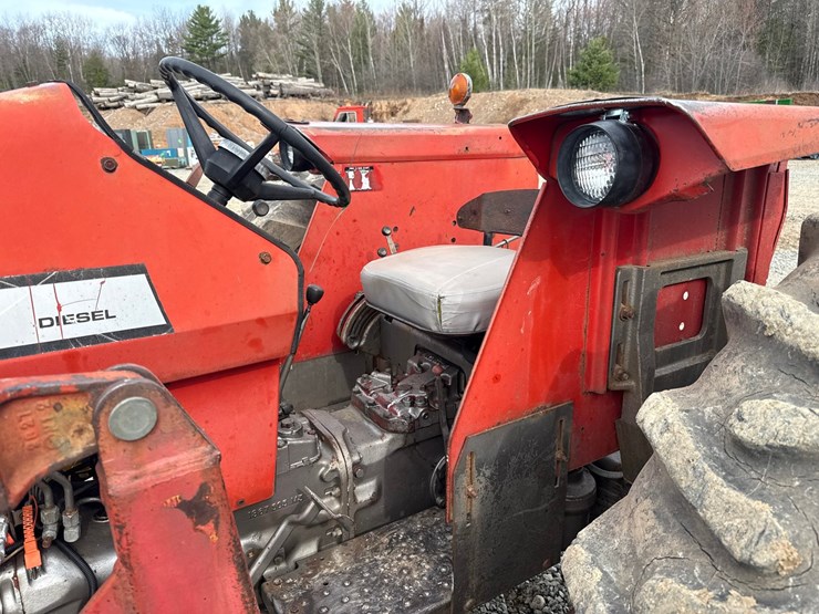 massey-ferguson-265-image-54