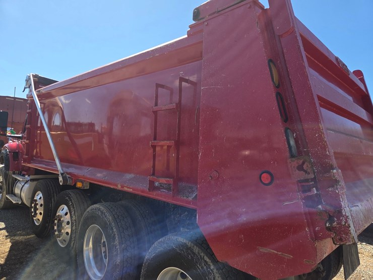 2019-international-hv613-image-21