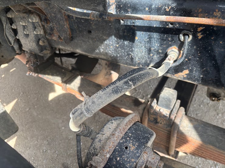 1999-sterling-l9513-image-64