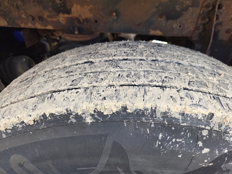 2005-massey-ferguson-8-image-81