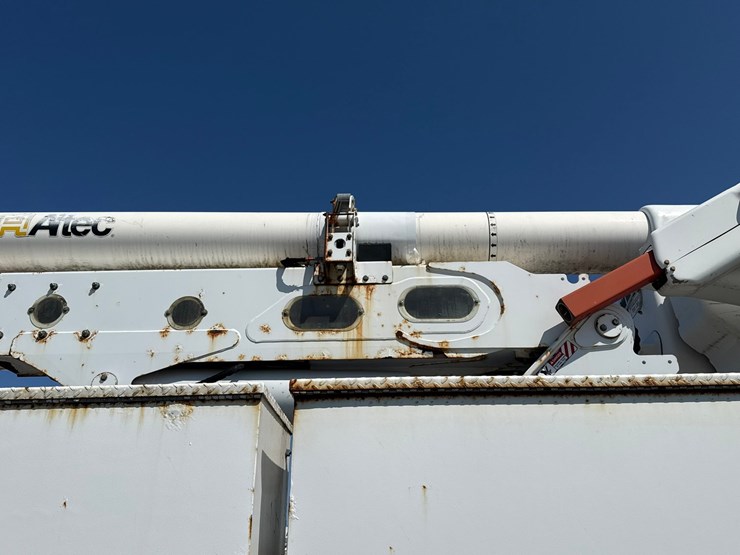 2014-international-4300-sba-image-33