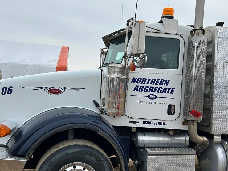 2006-caterpillar-c15-image-15