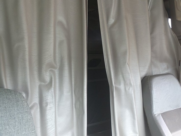 2000-international-9200i-image-44