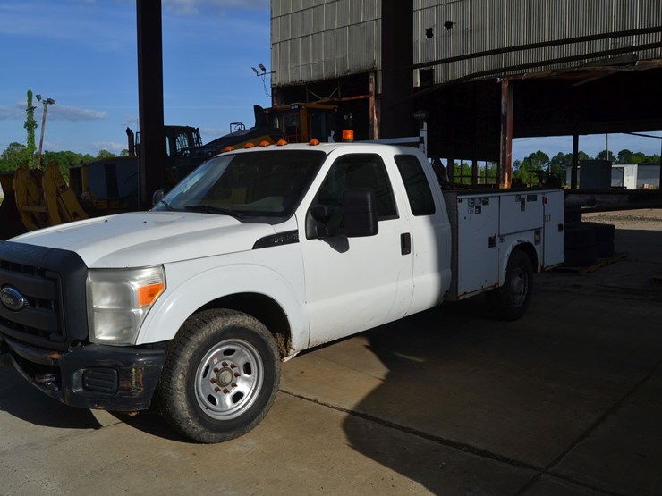 2010-ford-f350-image-3