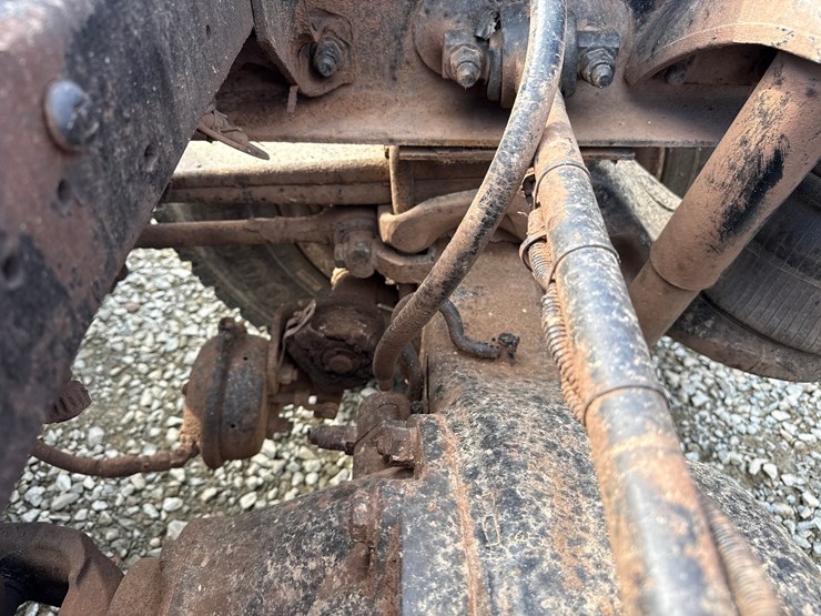 2004-peterbilt-378-image-34