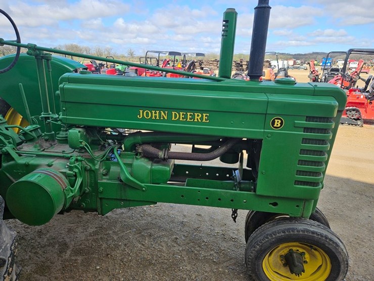 john-deere-model-b-image-14