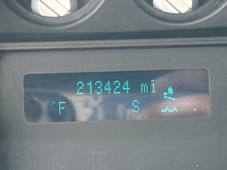 2015-ford-f550-image-42