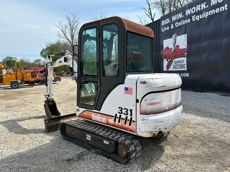 bobcat-331-image-2