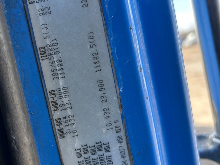 #1680-•-2003-freightliner-day-cab-truck-tractor-image-77