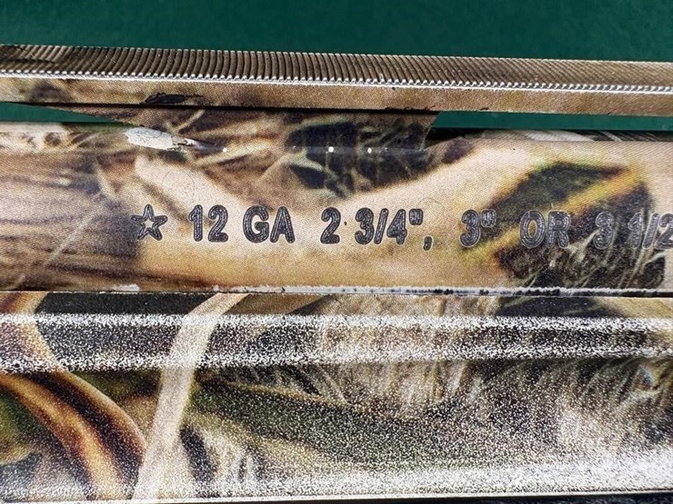 remington-versamax-12-ga-shotgun-image-16