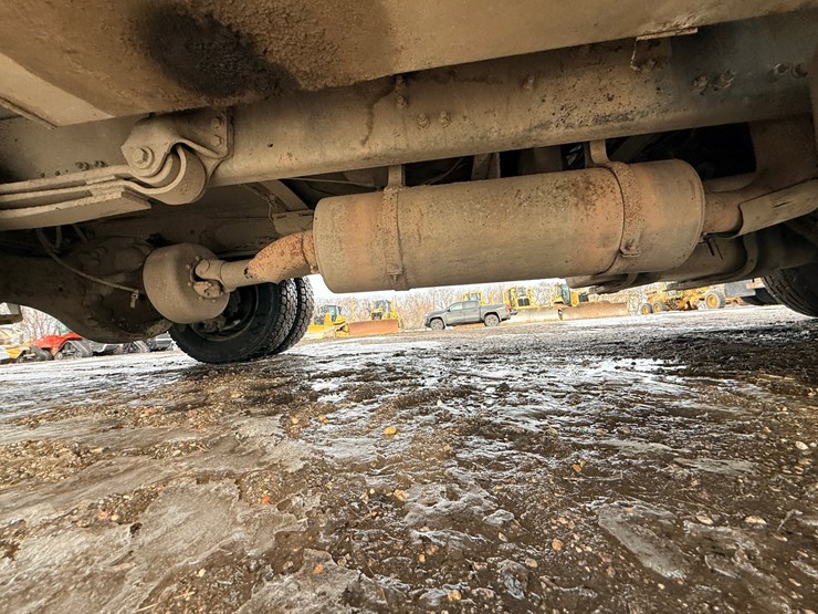 2004-caterpillar-c7-image-81