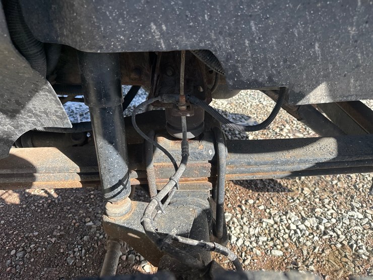 2005-massey-ferguson-8-image-44