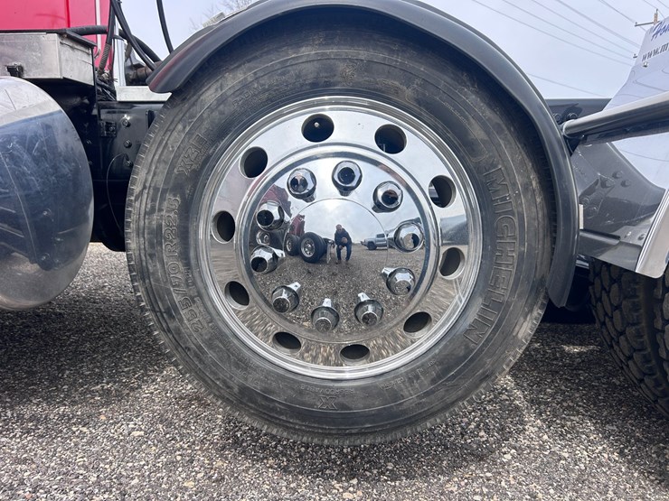 #1009-•-2012-western-star-conventional-4-sleeper-cab-truck-tractor-image-83