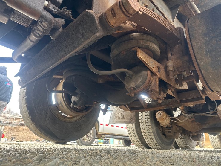 1986-mack-dm686s-image-47