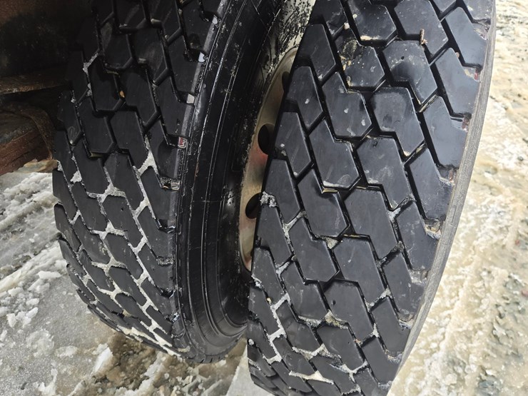 2001-massey-ferguson-8-image-73