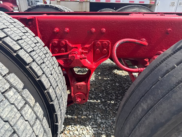 2005-kenworth-t800-image-46