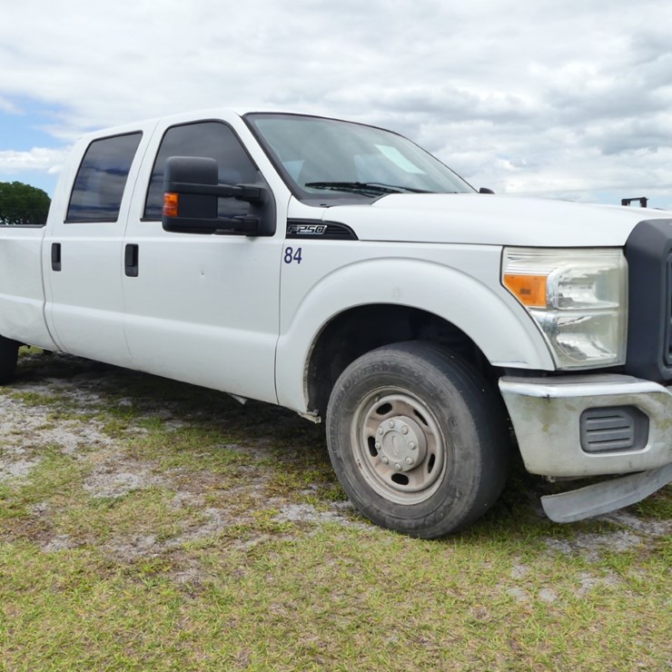 2012 FORD F250 XL
