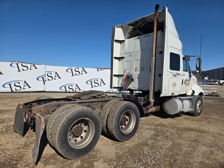 2013-international-prostar-image-5