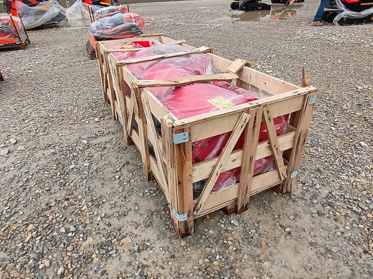 #l19-017-•-tpm-3-point-72"-rotary-tiller-image-8