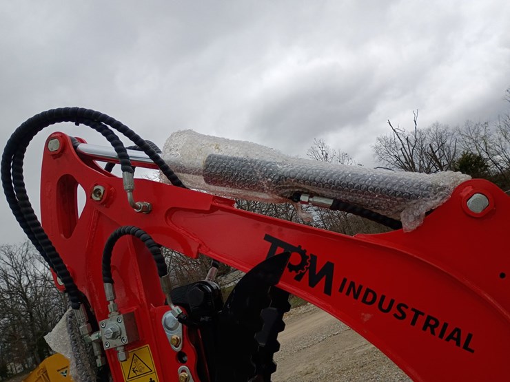 #l19-008-•-2026-tpm-18bs-mini-excavator-image-28