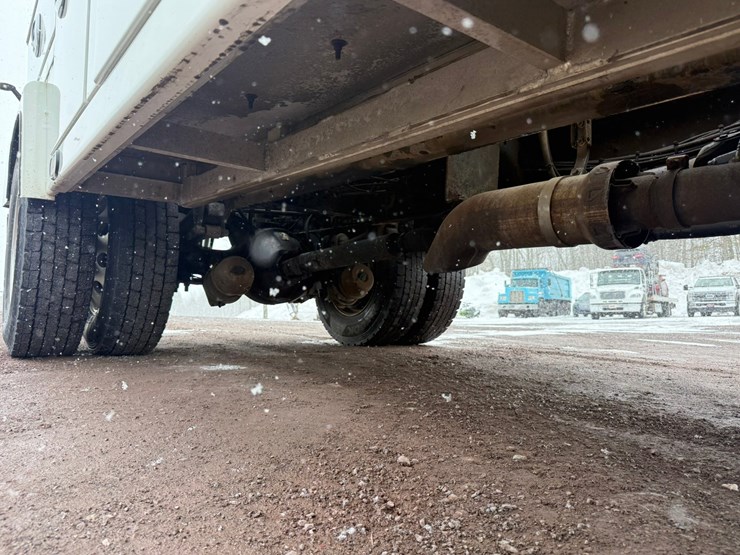 2013-international-4400-sba-image-63