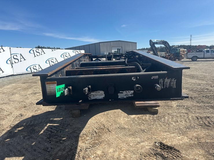 2007-massey-ferguson-8-image-7