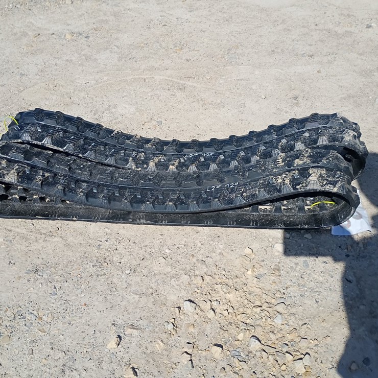 #L19-040 • TPM Mini Rubber Tracks