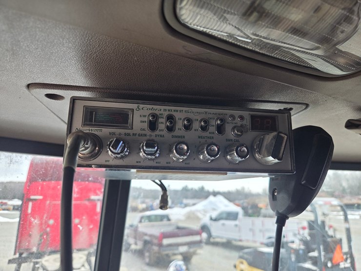 2007-peterbilt-579-image-72