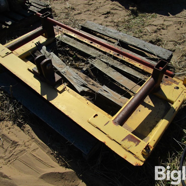 New Holland Header Mover