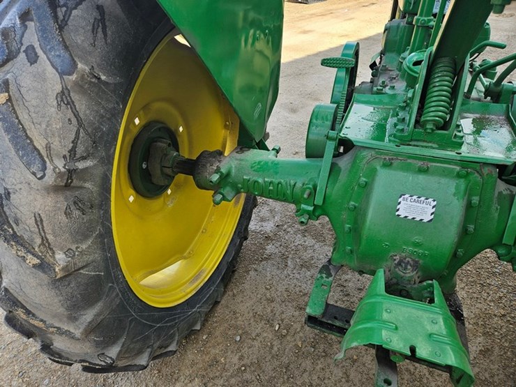 john-deere-model-b-image-21