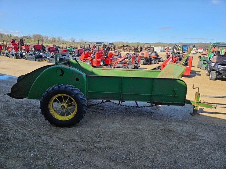 john-deere-7-image-6