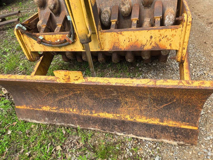 caterpillar-cp-323c-image-38