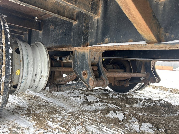 2020-massey-ferguson-8-image-31