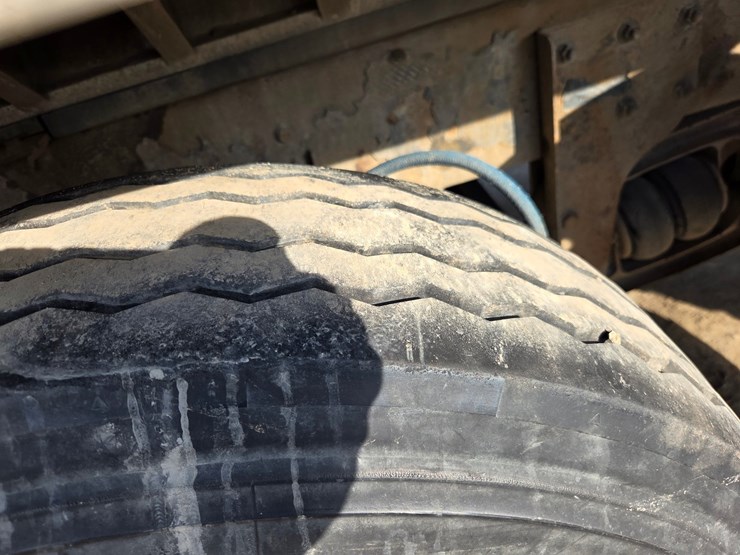 2012-international-7600-image-85