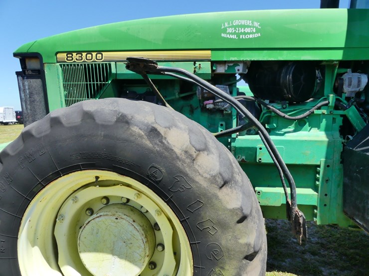john-deere-8300-image-9