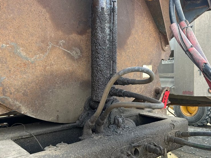 2000-axle-dump-trailer-image-9