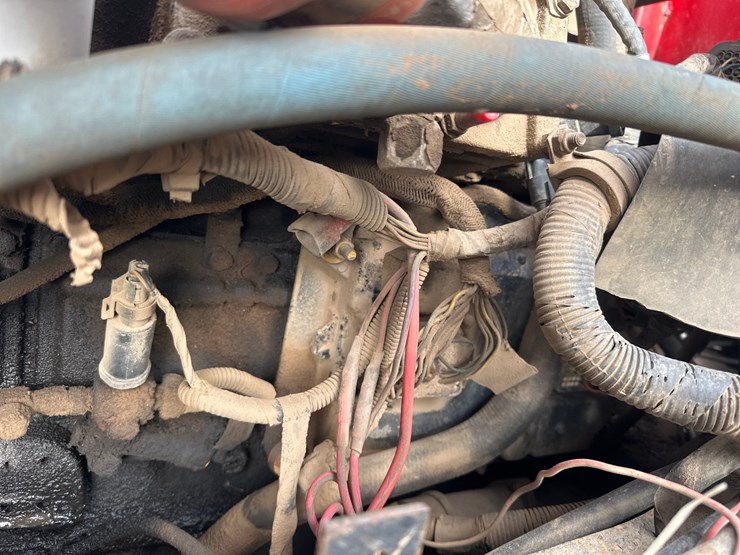 2000-gmc-t6500-image-47