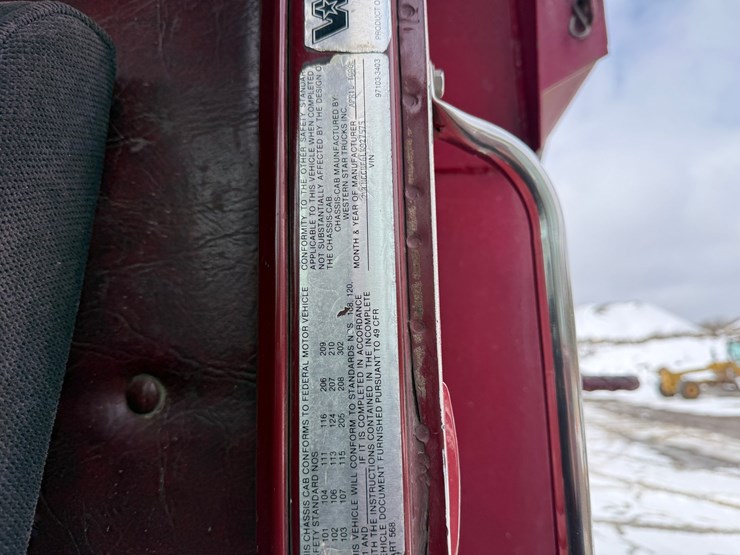 #2016-•-1990-western-star-quad-axle-dump-truck-image-96