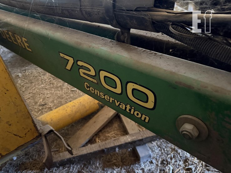 1993-john-deere-7200-image-2